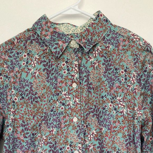 Foxcroft NYC Wrinkle Free size 12 Shaped Floral Button Down Collared Shirt - Picture 2 of 9